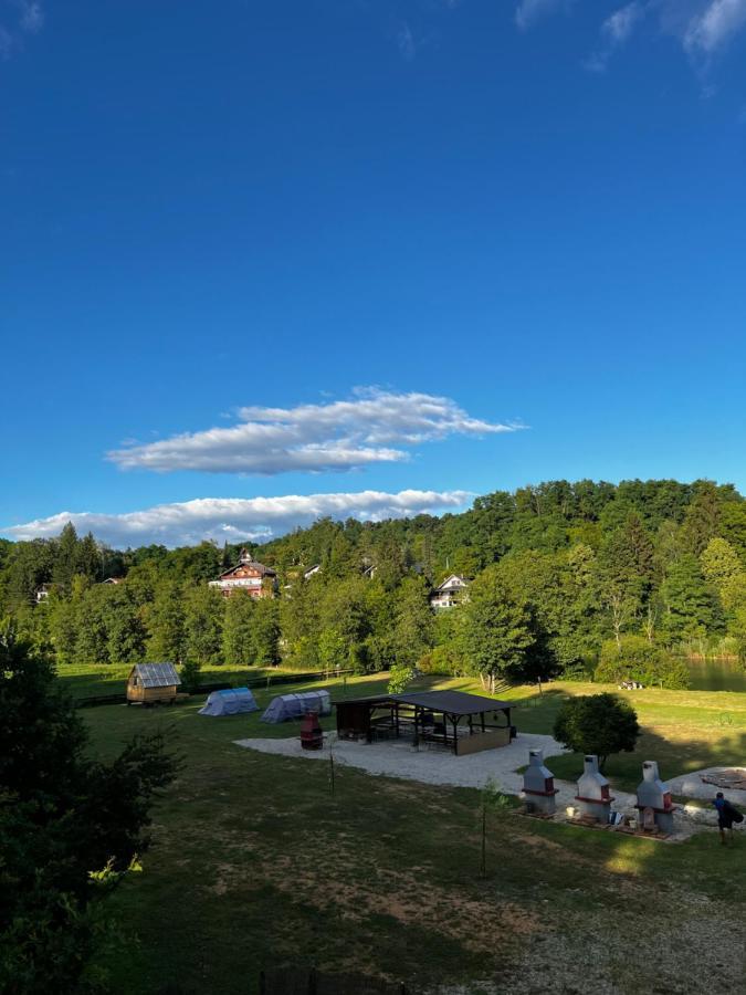 Hotel Green River - Robinzonski Kamp Duga Resa Zewnętrze zdjęcie