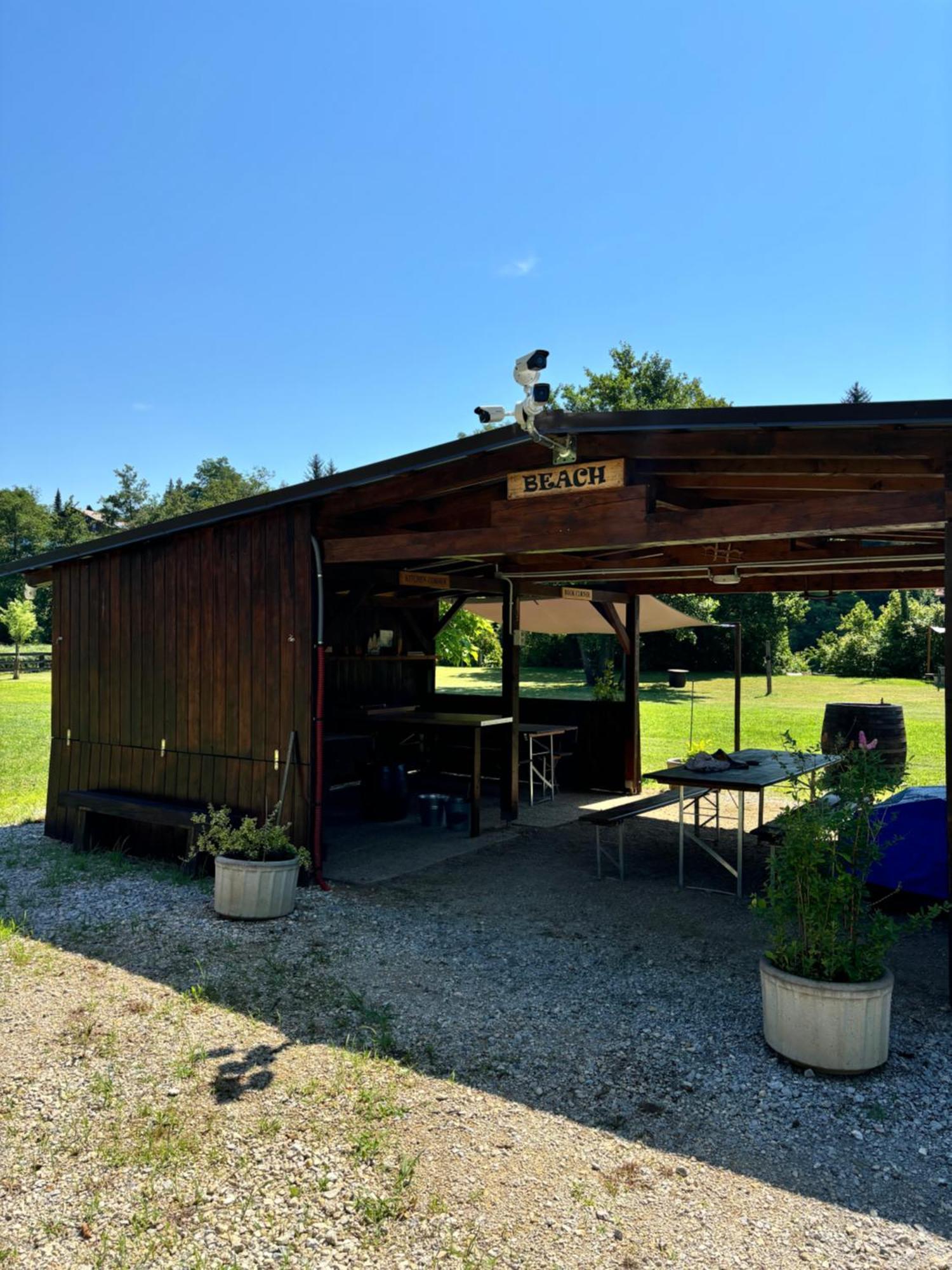 Hotel Green River - Robinzonski Kamp Duga Resa Zewnętrze zdjęcie
